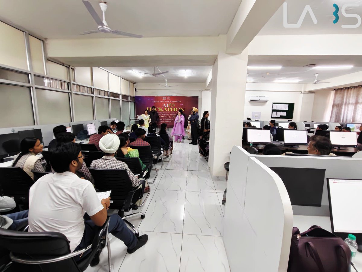 #aihackathon #aieducation at Punjab Education Board and <a href="/Skilleareum/">Skilleareum</a> <a href="/D5ART_FABC/">D5ART</a> on 25.03.2026. Government &amp; Private collaboration for schools to upskill in Ai tools with practical usage.