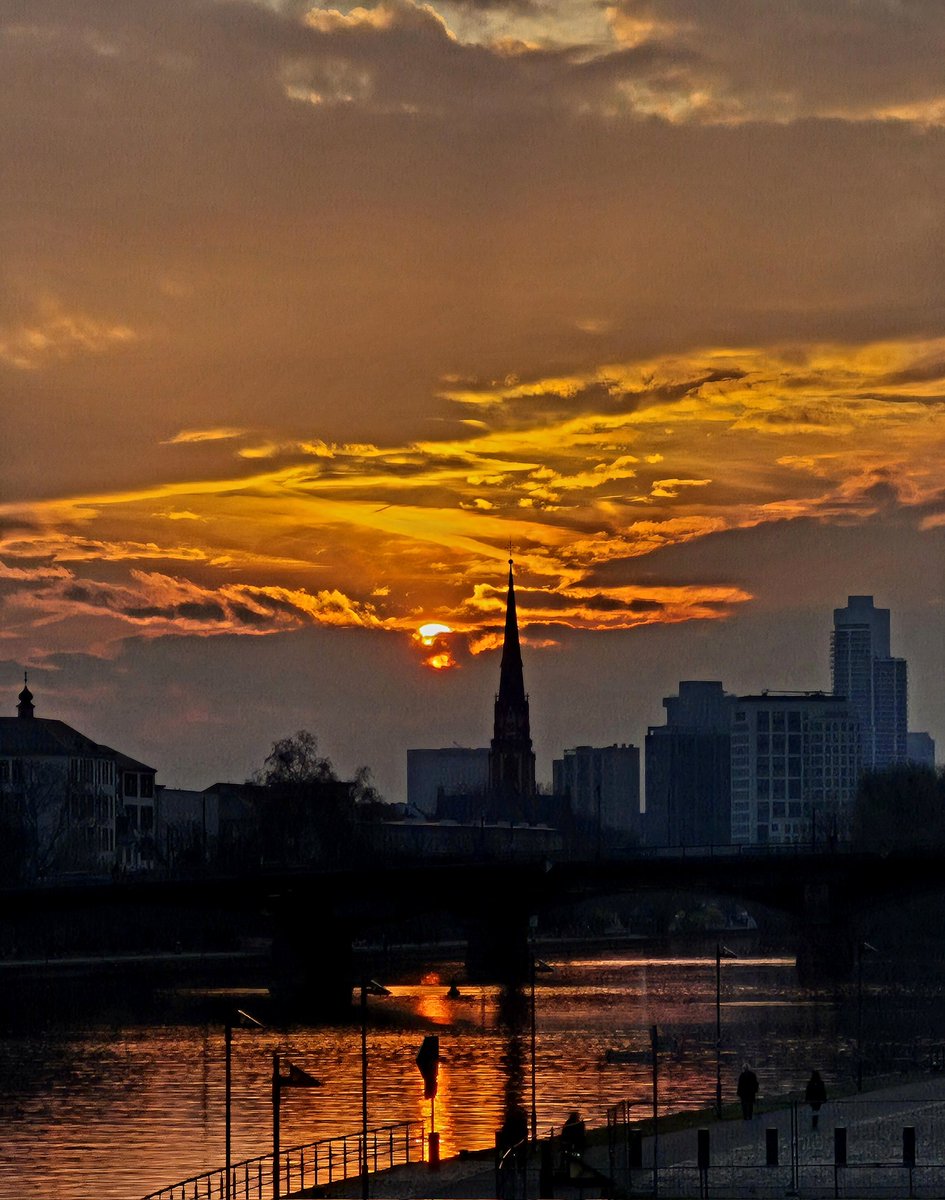 Hans Zollner SJ tweet media