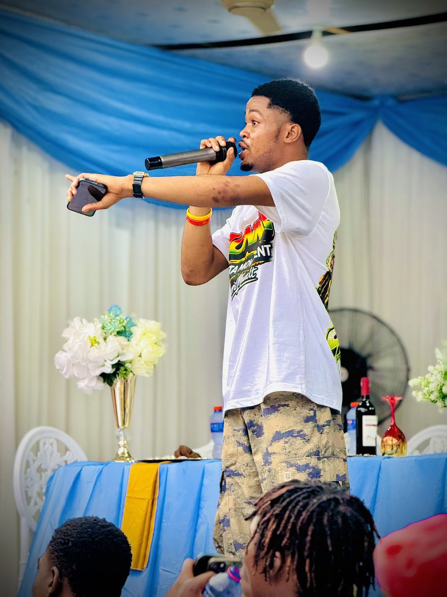 Harrismadeit 🇨🇦🇬🇭 tweet media