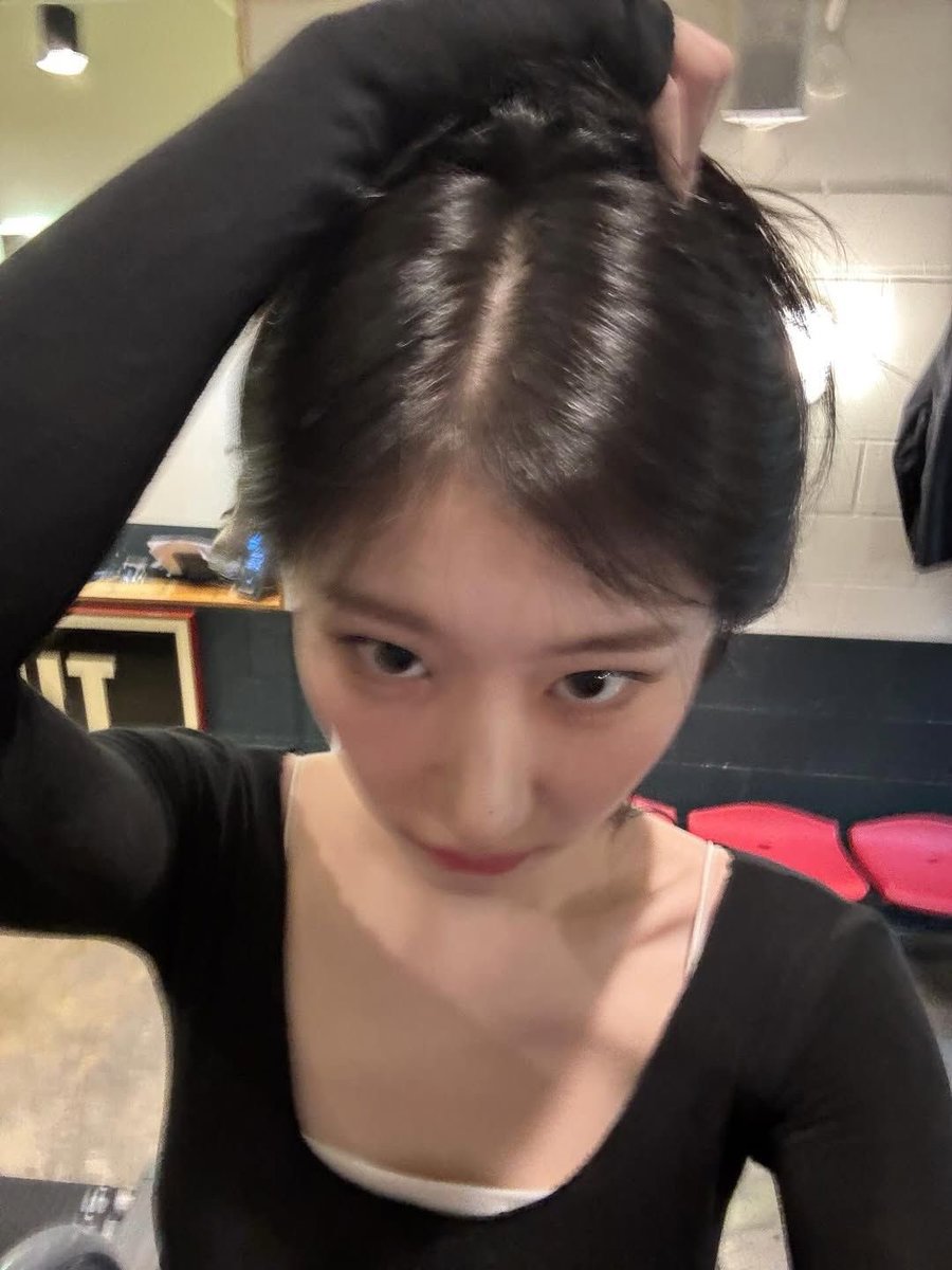 pics for chaeryeong ₊˚⊹♡ tweet media