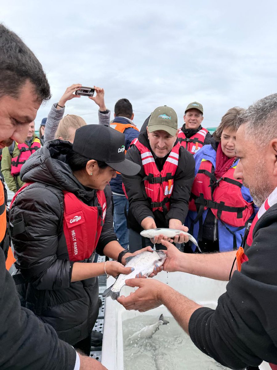 U.S. Ambassador to Chile tweet media