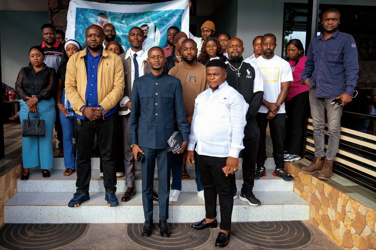 Michael Tshibwid tweet media