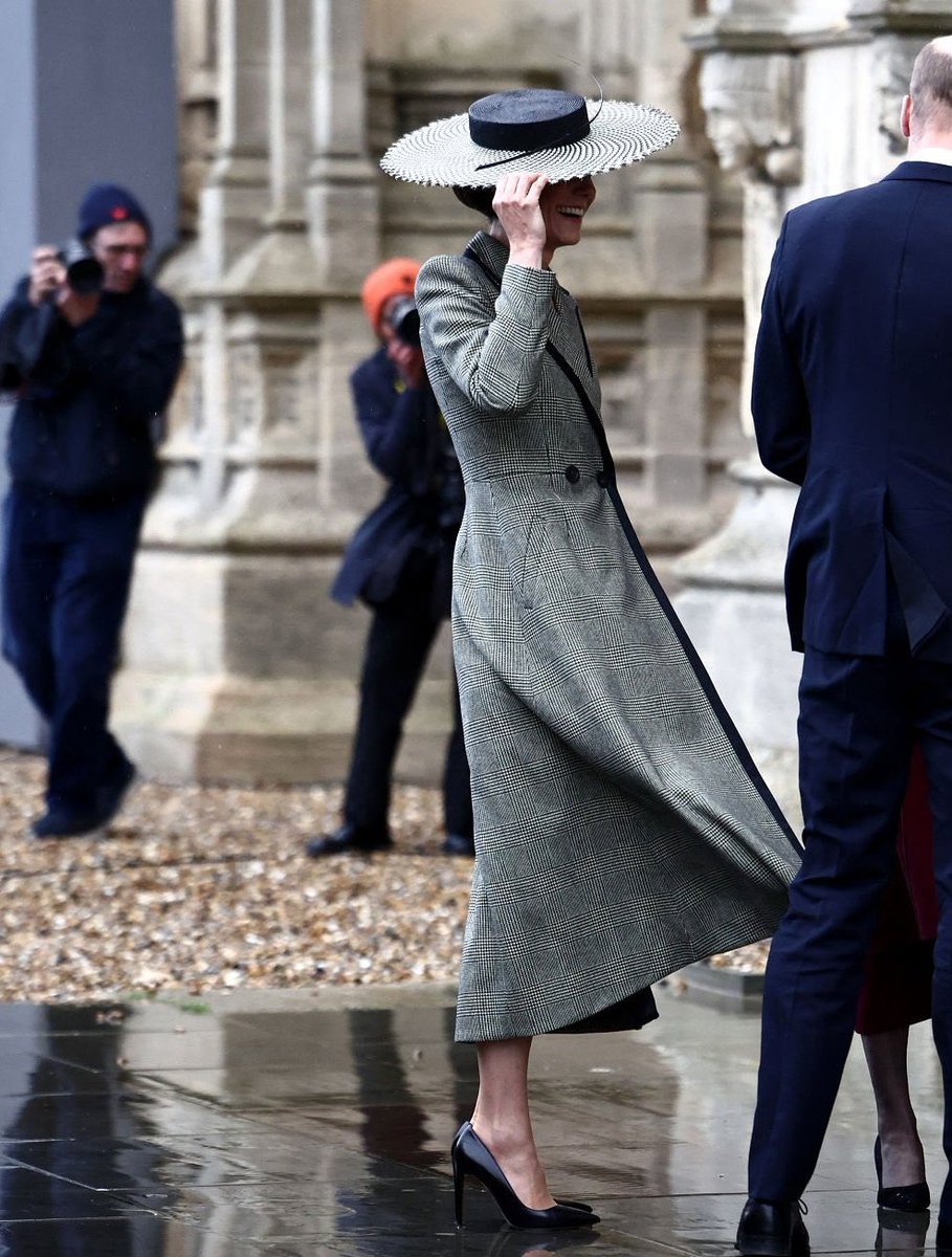 Liana✨ tweet media