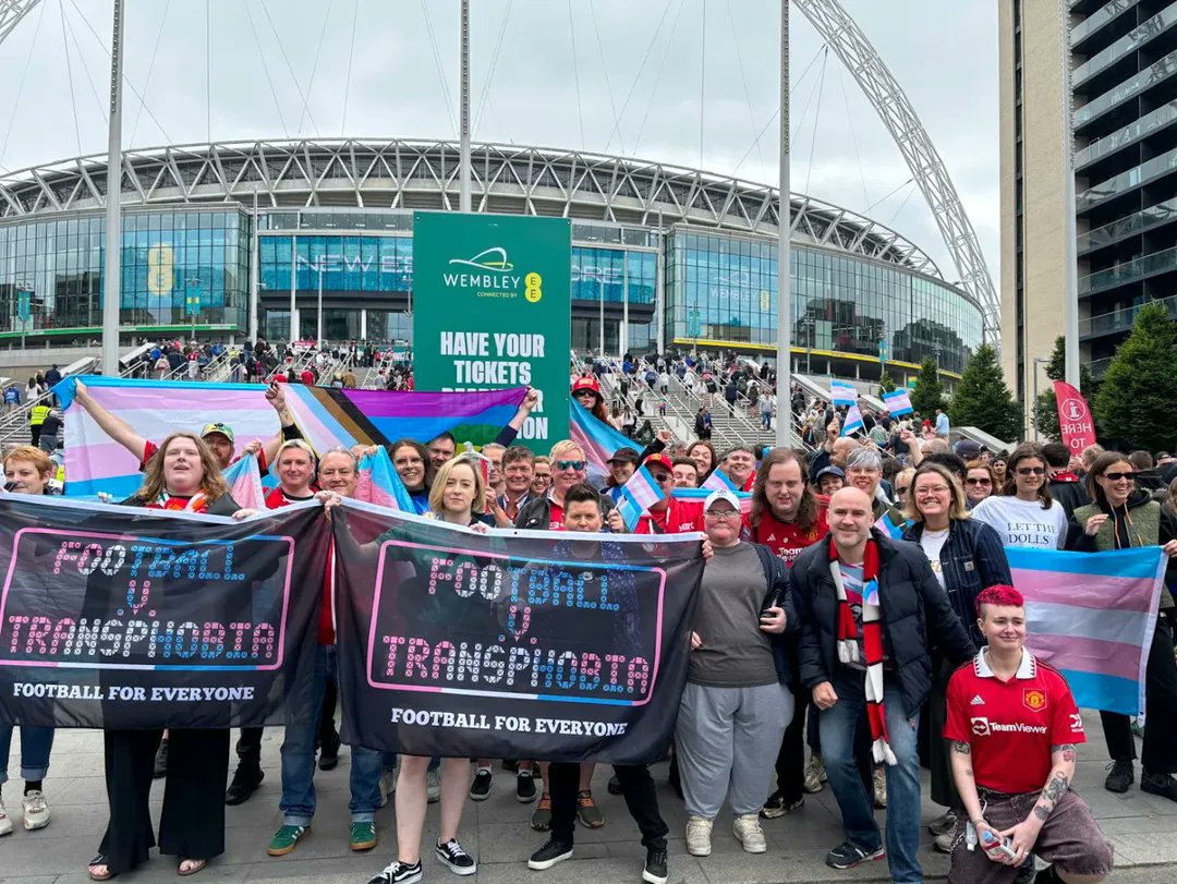 Rainbow Devils tweet media