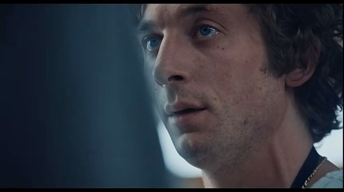 "Haz que lo logremos Bear"
"Si Chef"

Y termina con Nice Dream de Radiohead de fondo, es que es un putisimo serion amigo.