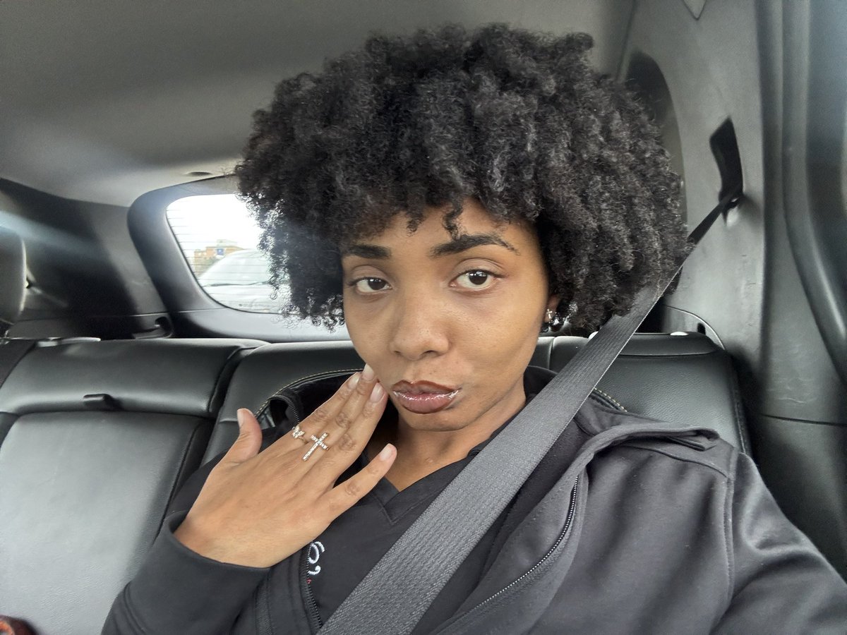 alijha rene tweet media