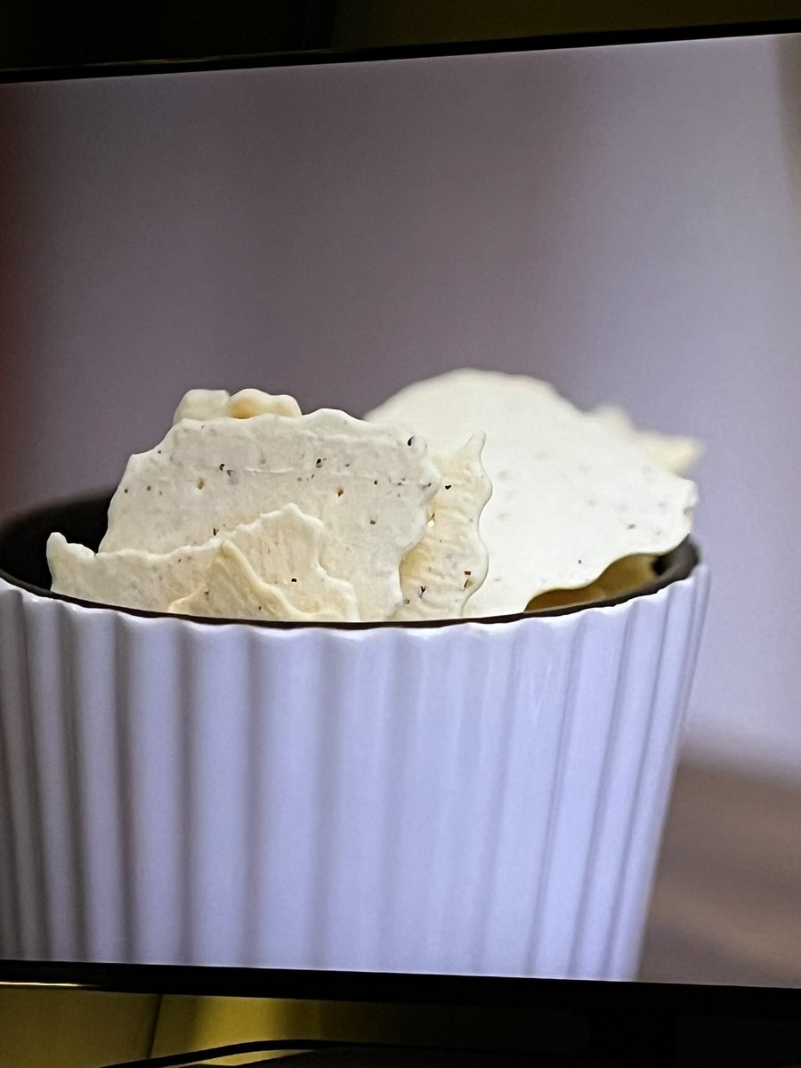 BQuatermass tweet media