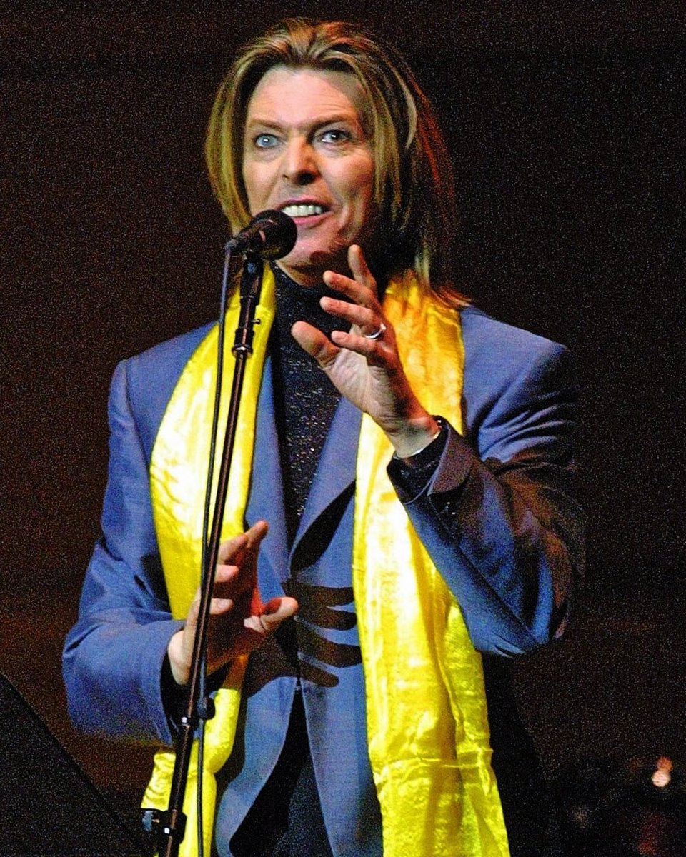 David Bowie Official tweet media