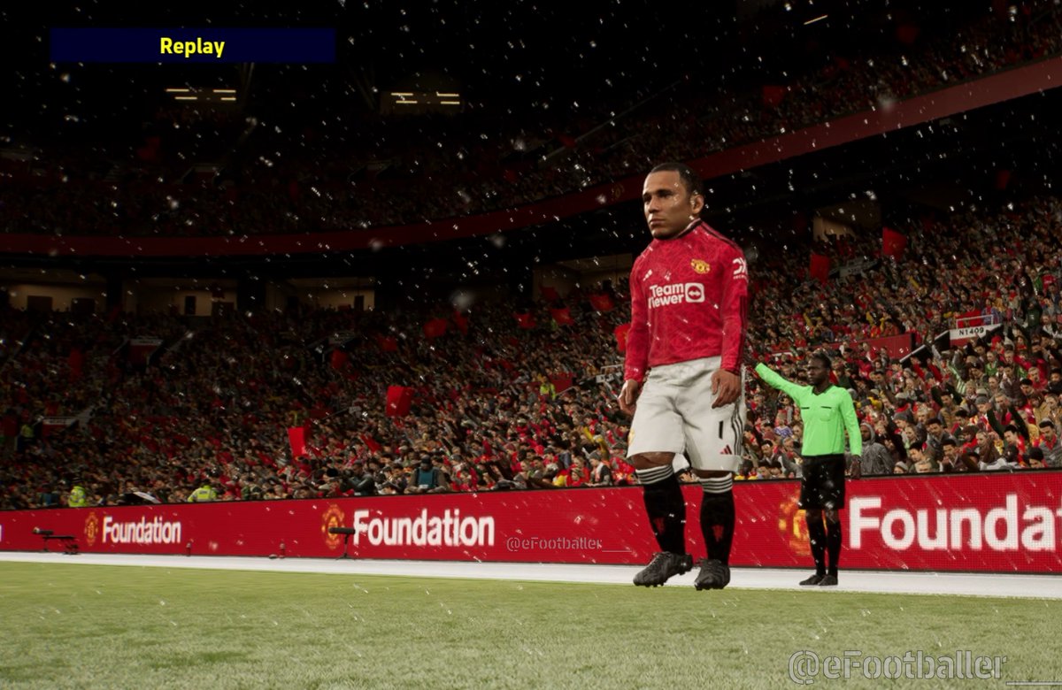 E FOOTBALLER tweet media