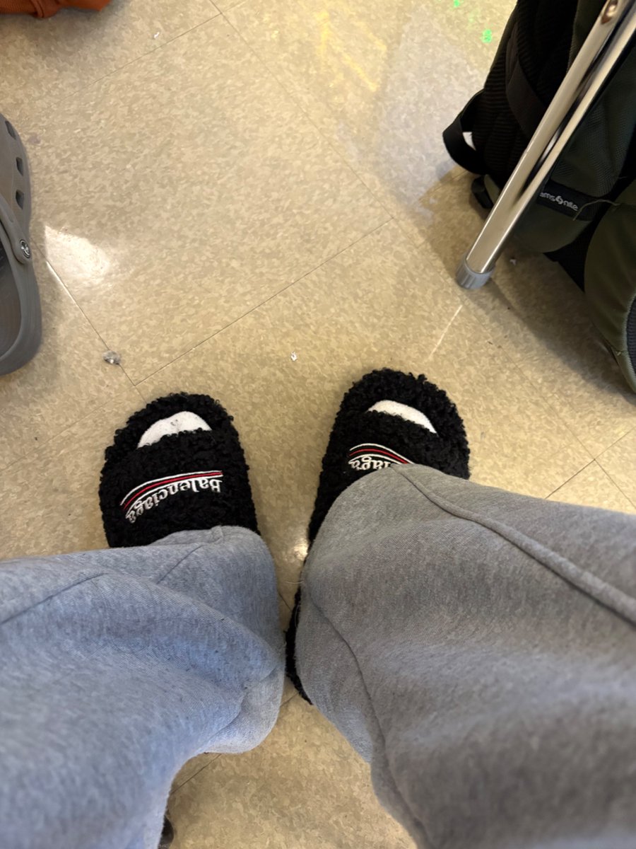 gooyetorta tweet media