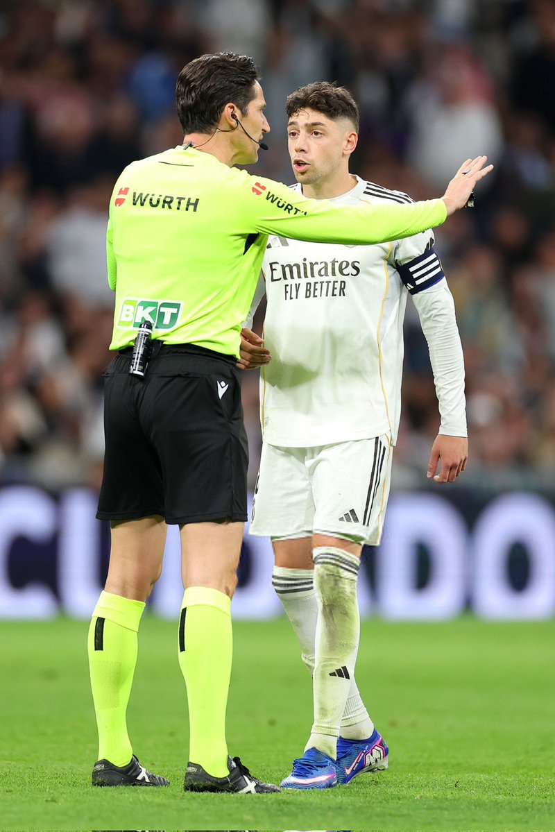 Insider Real tweet media