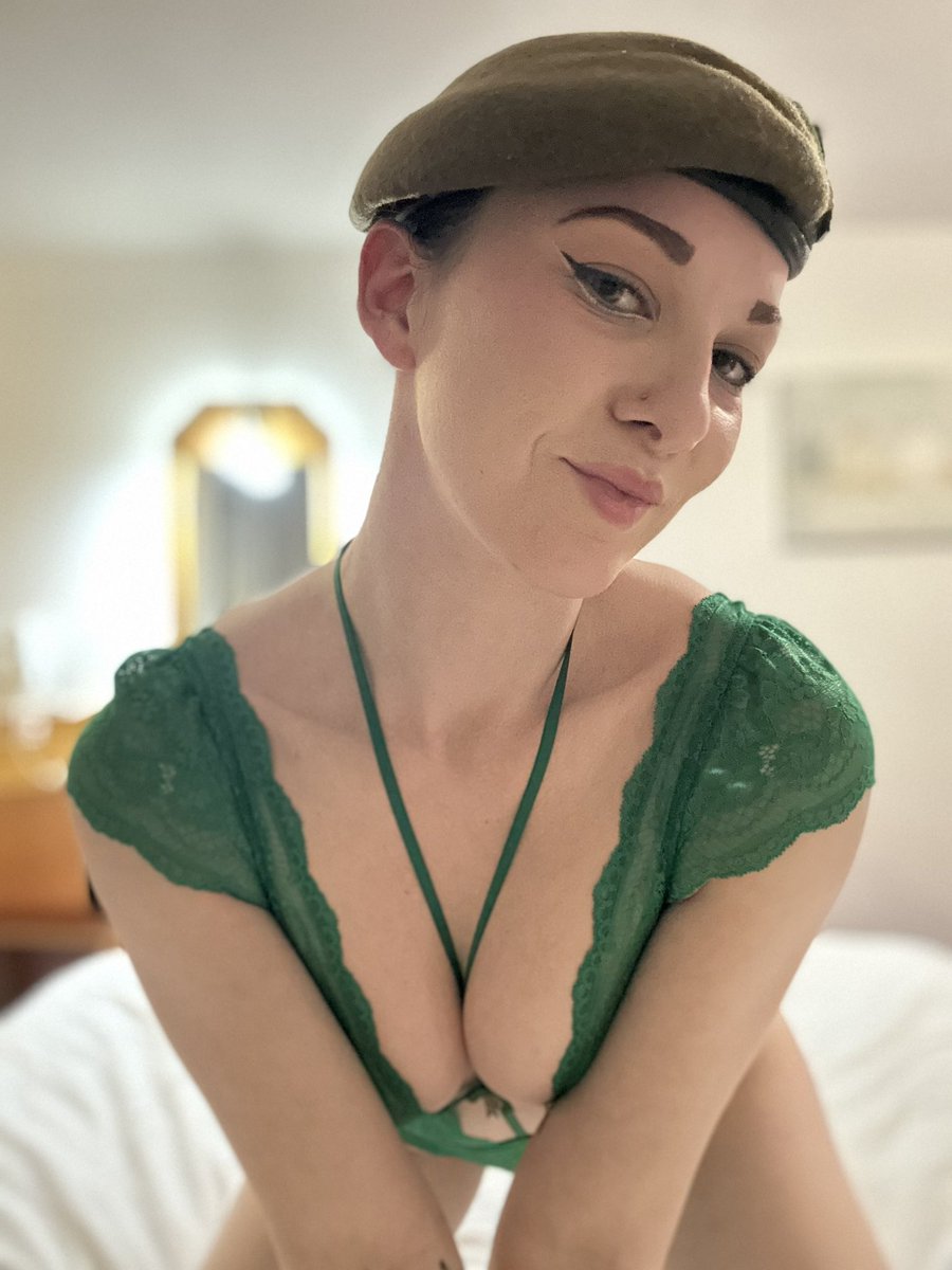 Ellen Edwards tweet media