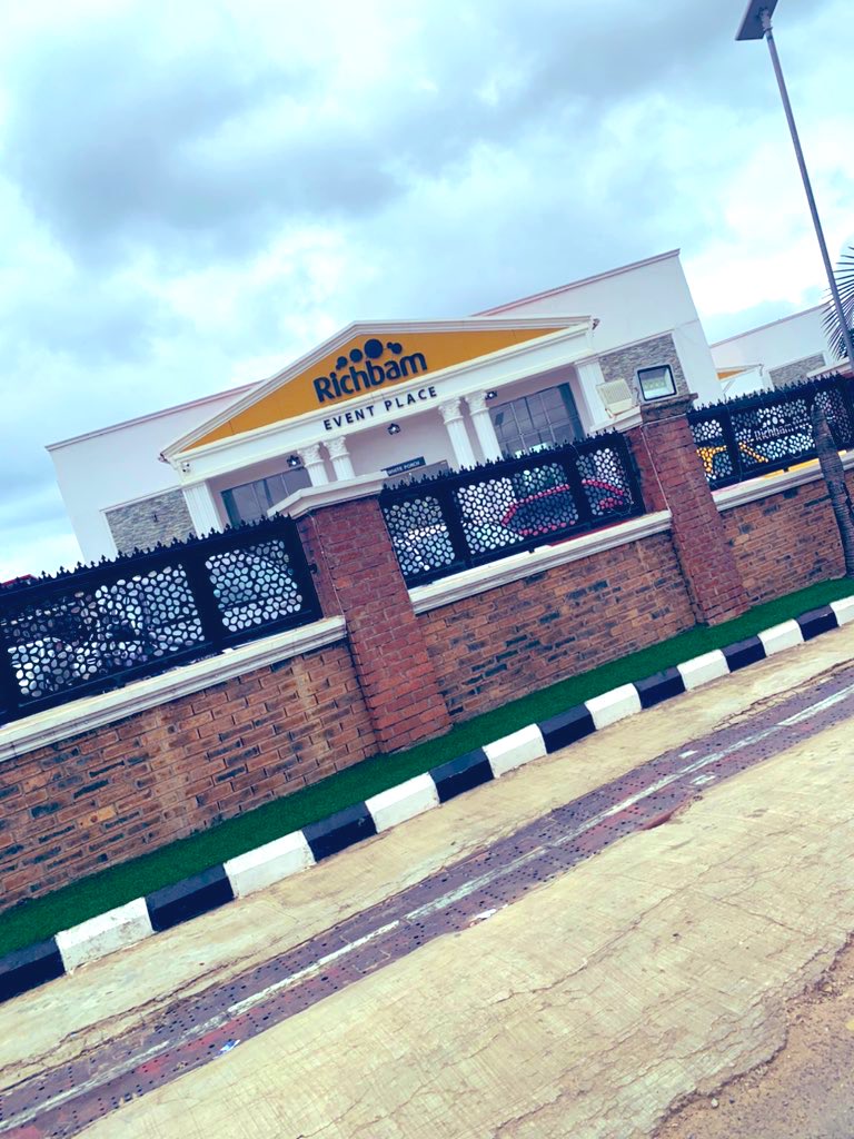 Educated Tailor🎓✂🌍🦅💜 tweet media