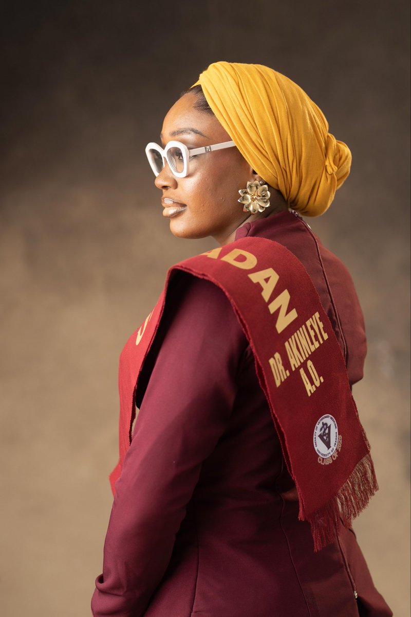 Aishat Akinleye Oluwatobiloba tweet media