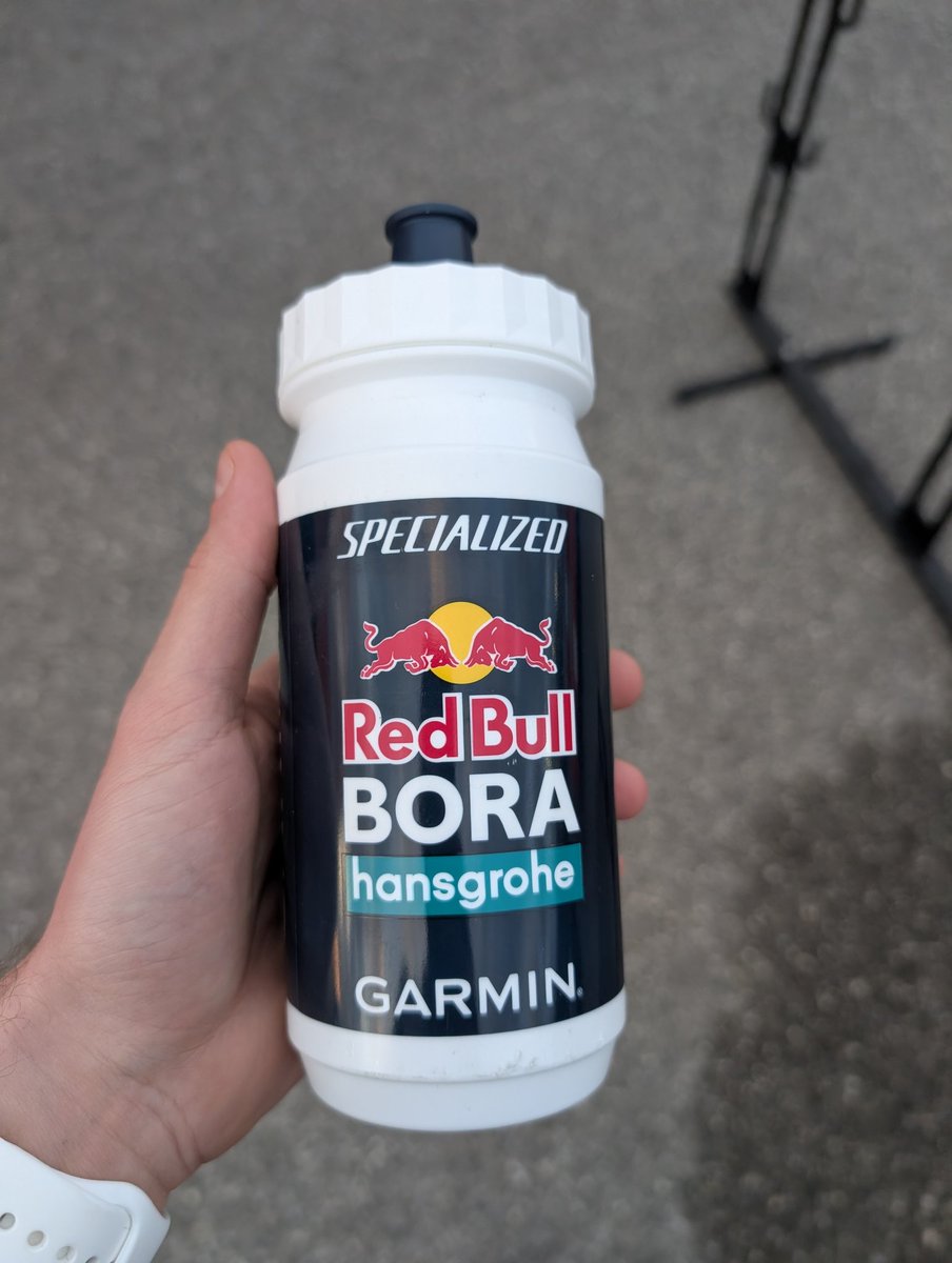 Las Nicho tweet media