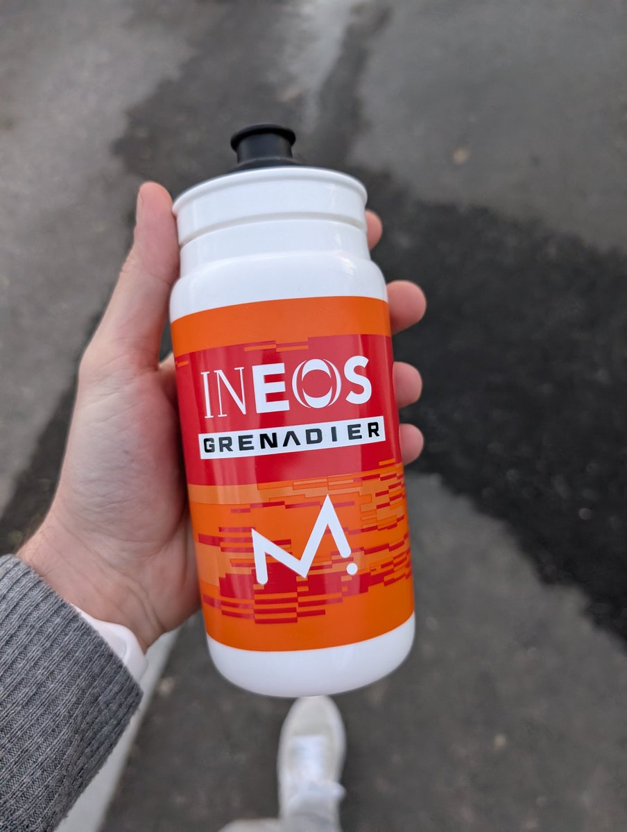 Las Nicho tweet media