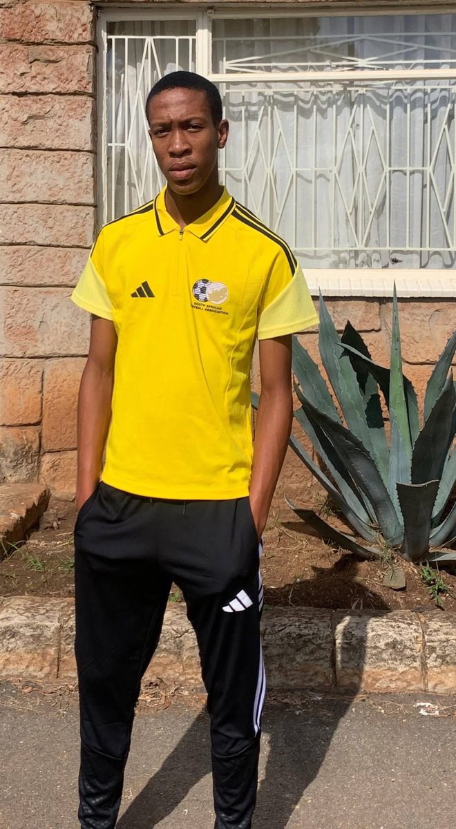 Football Stage tweet media