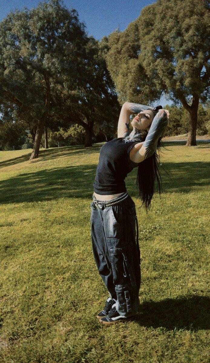 𝙃𝙑𝘿𝙀𝙎 tweet media