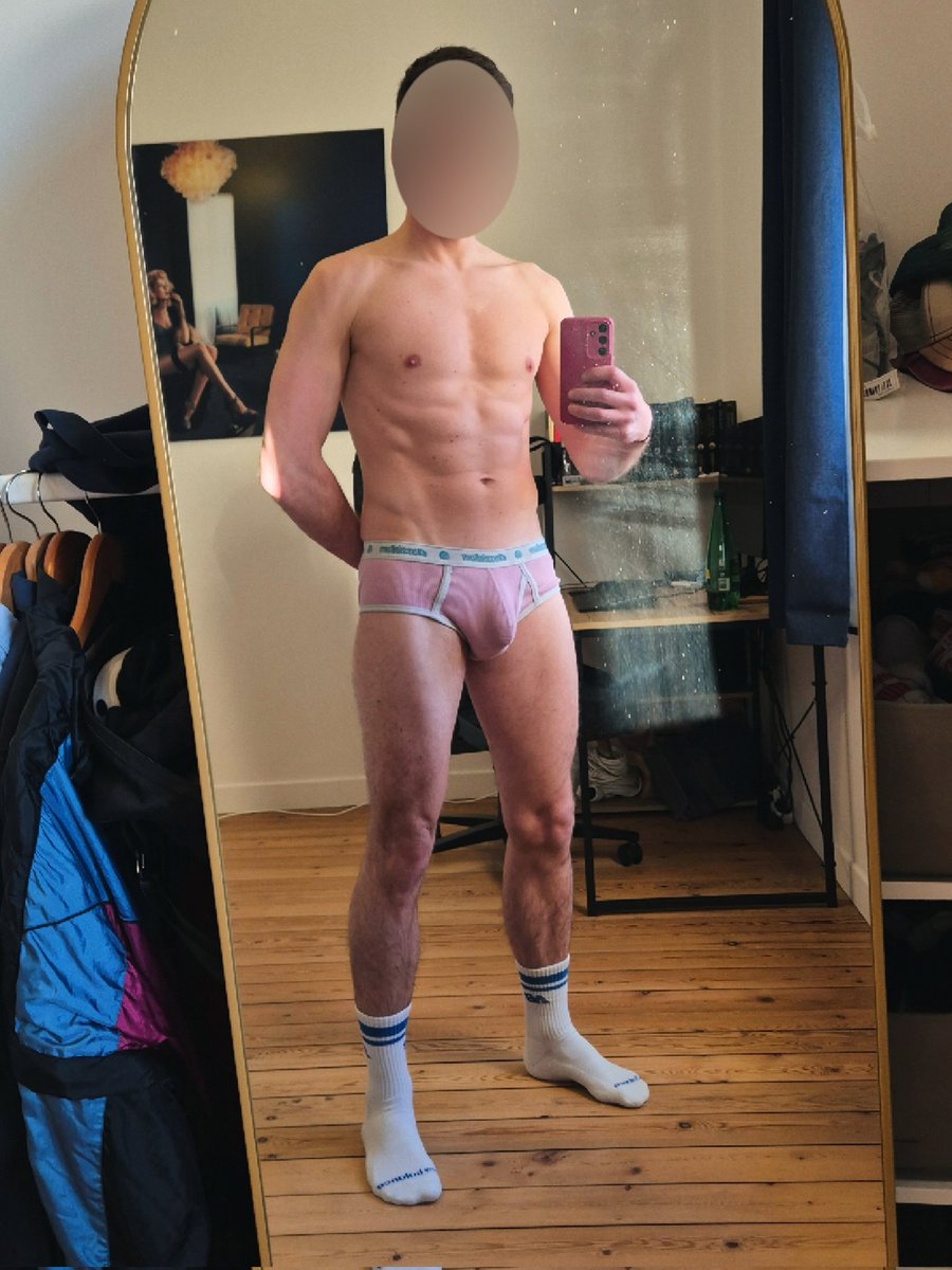 Adam Fit Sock tweet media