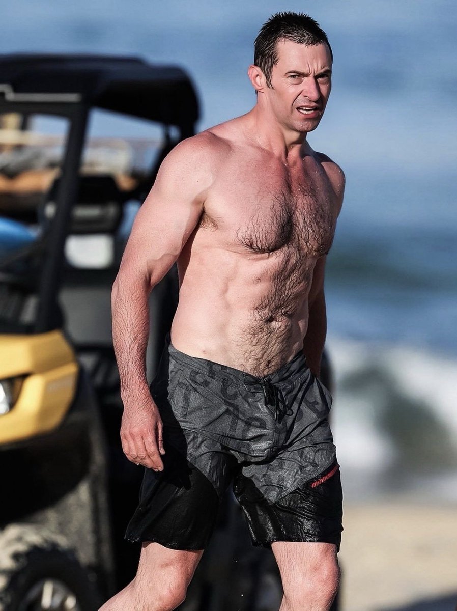 moopiezel's tweet photo. If enough of us manifest beach Hugh, it has to happen…right?? https://t.co/G8TKRdetk6