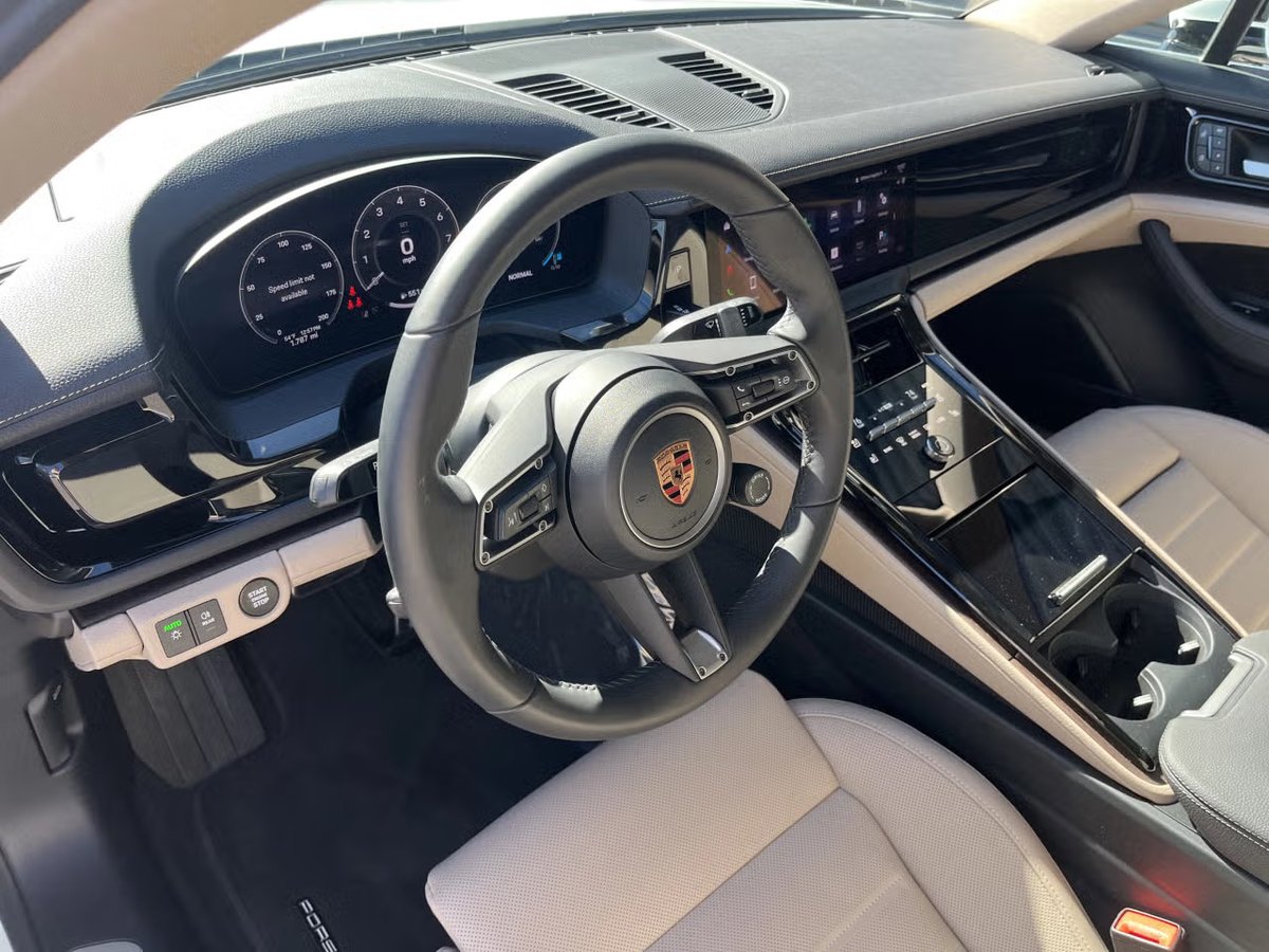 PorscheJax's tweet image. The 2026 Porsche #Panamera in Carrara White Metallic with Black and Limestone Beige interior brings four-door versatility together with genuine Porsche performance.

Contact #Porsche #Jacksonville @ 904-425-5555. Details: bit.ly/4sdQOs9

Stock No. ETL001469