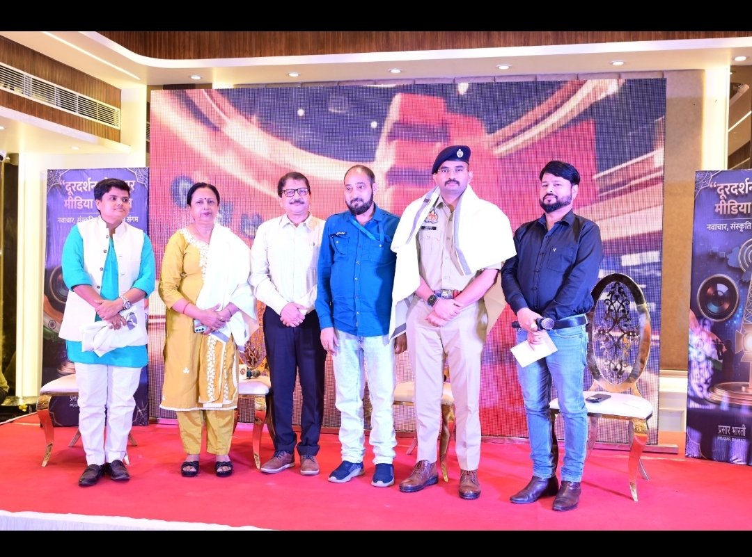 PB_Mohan007's tweet photo. I am thrilled to announce the successful conclusion of our landmark Media Conclave. Over 7 dynamic sessions, we explored the intersection of innovation, regional culture, and the evolving landscape of communication in Purvanchal. 

Onward to the next chapter of public service! https://t.co/n5x6bxybkd