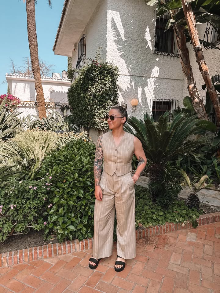 King & Allen tweet media