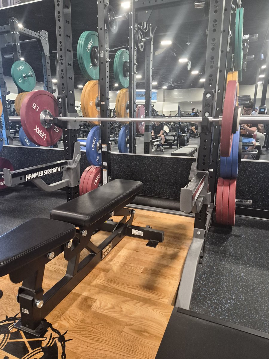 Dragonfist900 tweet media