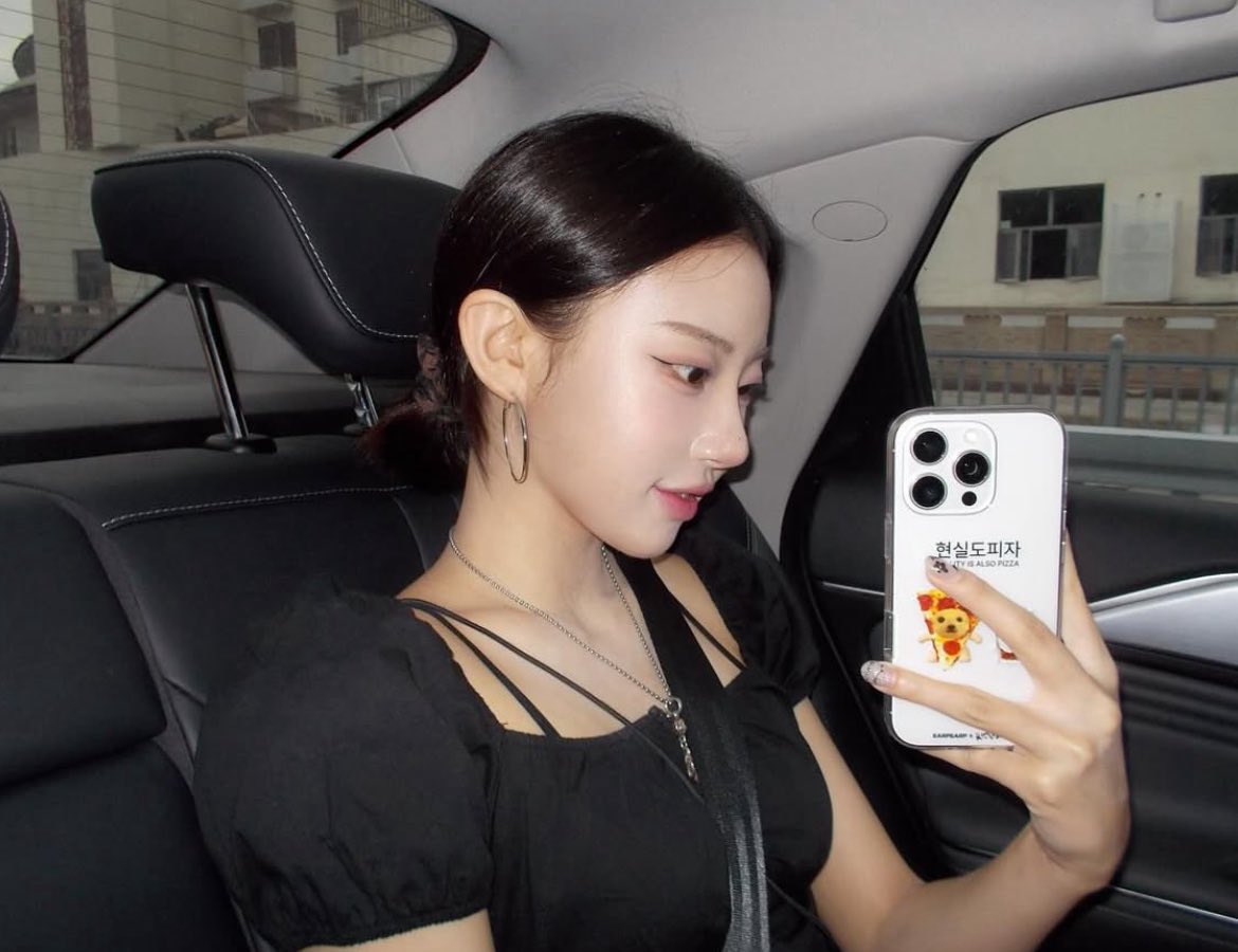 𝐛𝐚𝐝𝐚 tweet media