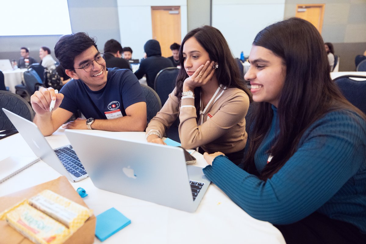 Cal State LA tweet media