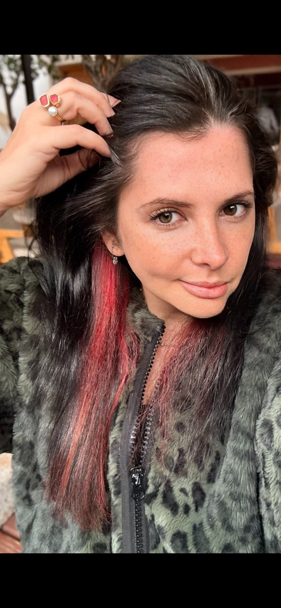 Manana Samuseva📍NYC 🔜 fois.fyi tweet media