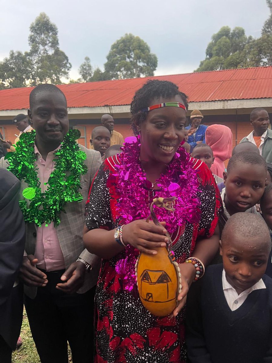 DamarisTOO1's tweet photo. 3 Schools done.
Father thanks for the evidence that you still love your children.
Accept my worship.
@ArapTilingi @AKchumo @ASBELKEMBOI7 @Georgeruto001
#Godisatwork
#Kakwaykosulda
#Mapatano
#restoringdignity https://t.co/DcPN7E0OIE