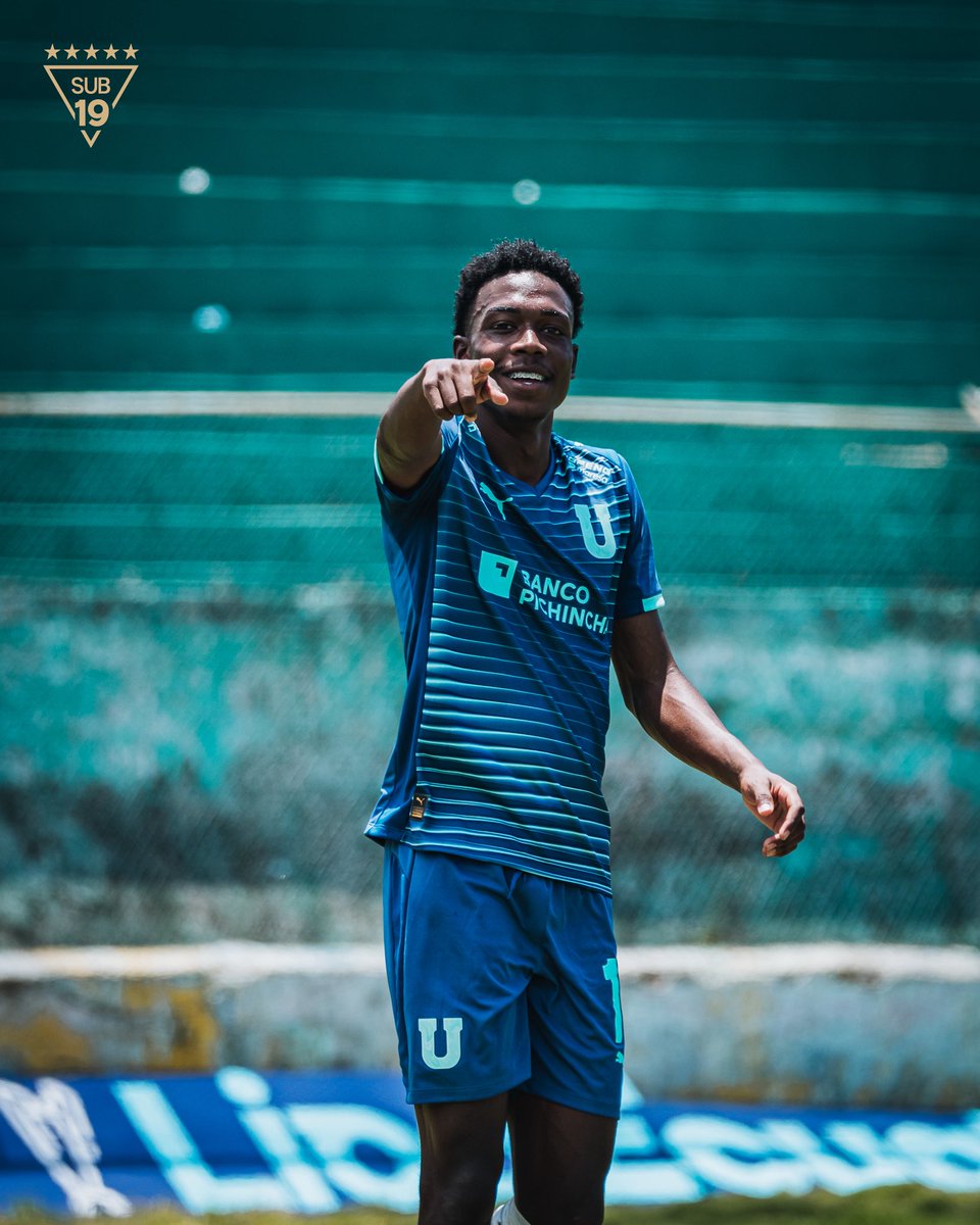 Formativas LDU tweet media