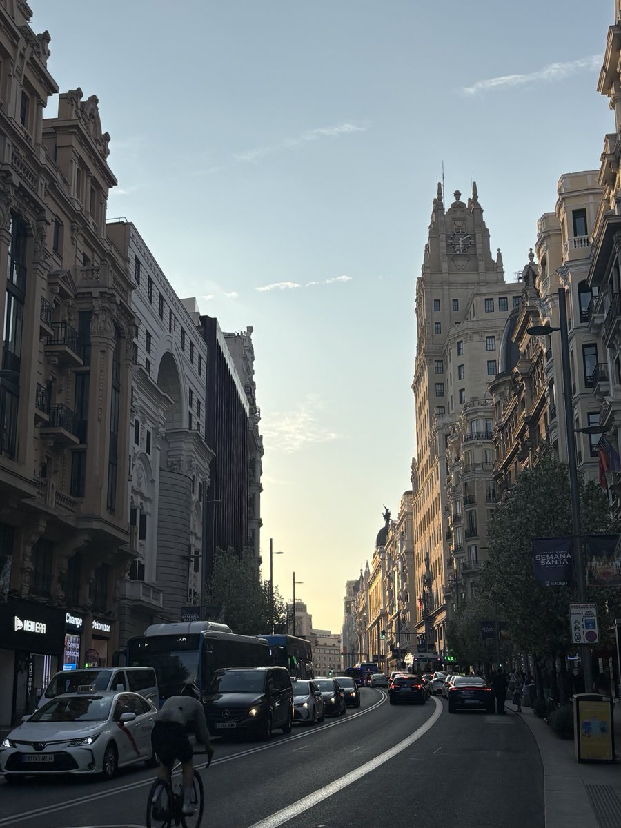 hiddenliburua tweet media