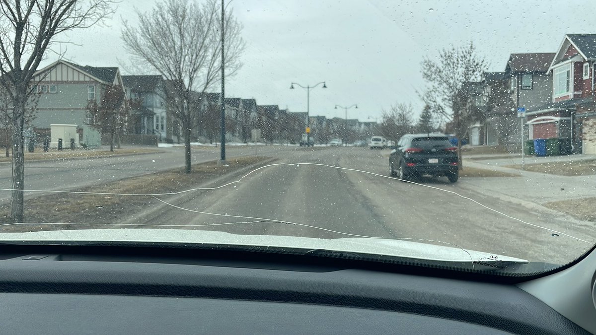 radrudi's tweet photo. @cindy_wallis @Kamscan Southeast is good! Trying to snow all morning https://t.co/jk2SeY4gdc