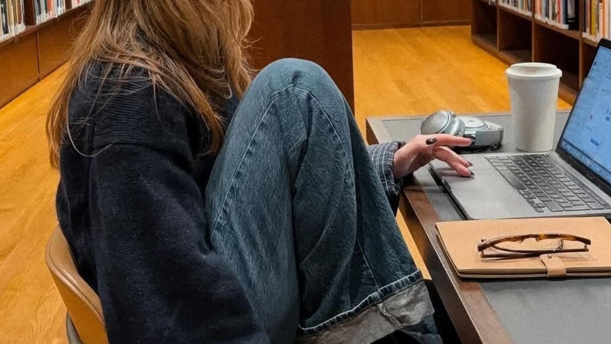 madeleine✶ tweet media