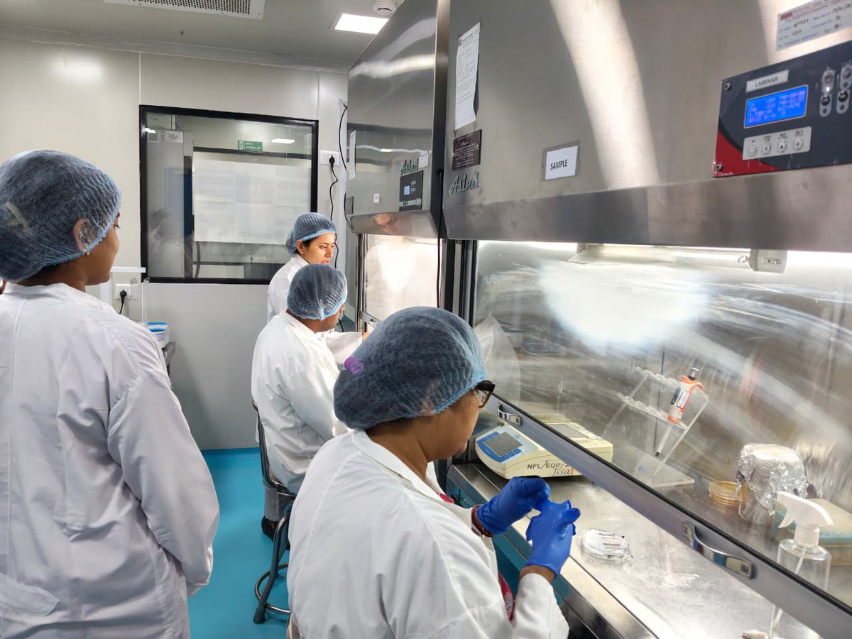fssaiindia's tweet photo. FSSAI National Food Laboratory Kolkata concluded a specialized 3-day hands-on training program focused on the Microbial Safety of Drinking Water. The initiative served as a vital platform for enhancing technical expertise in water analysis. #FoodSafety #FSSAITraining https://t.co/eoEpcDpIhd