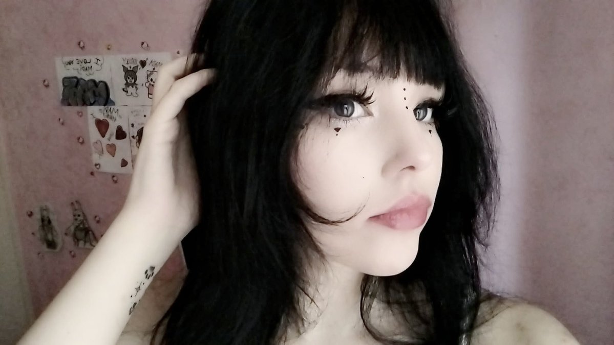 ୨୧ ♡︎ madz ୨୧ ♡︎ tweet media