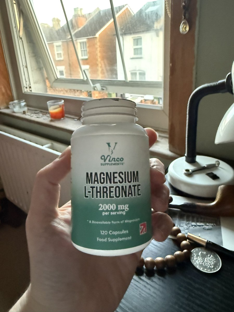 dilettante charmant tweet media