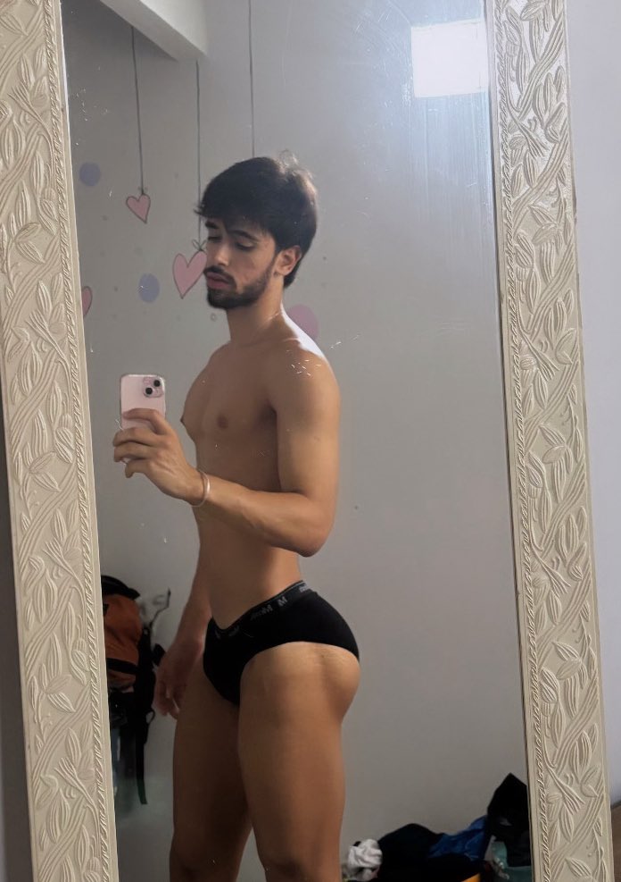 RYAN 🔆 tweet media