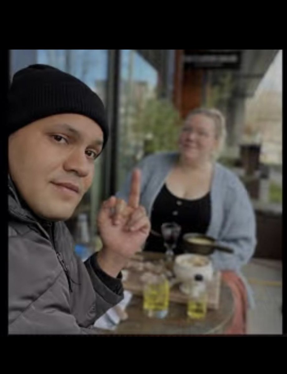 ashley ray tweet media