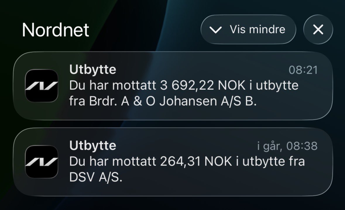 𝙳𝚎𝚗𝚗𝚒𝚜 tweet media