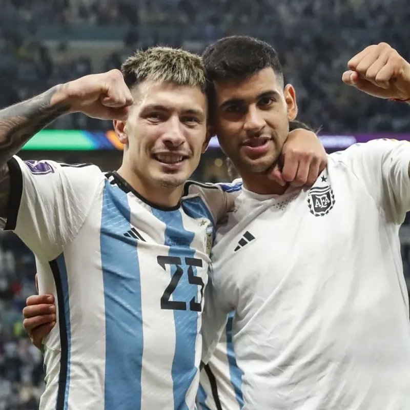 ¡Buen miércoles gente! Espero que la vuelta a la rutina les resulte leve, vamos que es semana cortita 🙌🏻

A 23 días del #CutilichaDay queremos interactuar un poco más así que les preguntamos, ¿Quién creen que sería Alfa y quien Omega entre estos dos? Los leemos 🧐