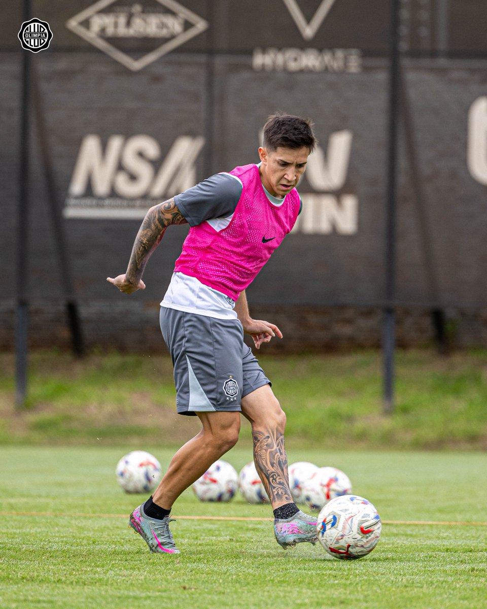 Club Olimpia tweet media