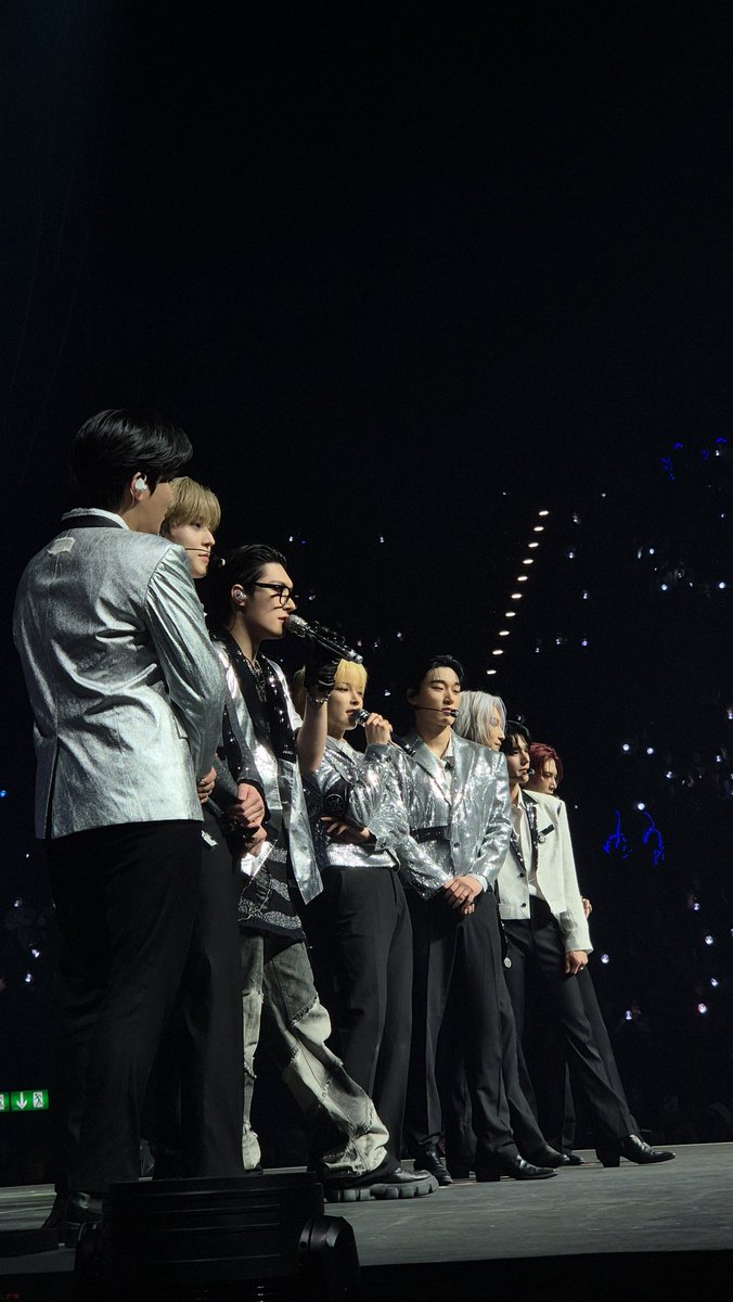 not gwenchana 🍒 tweet media