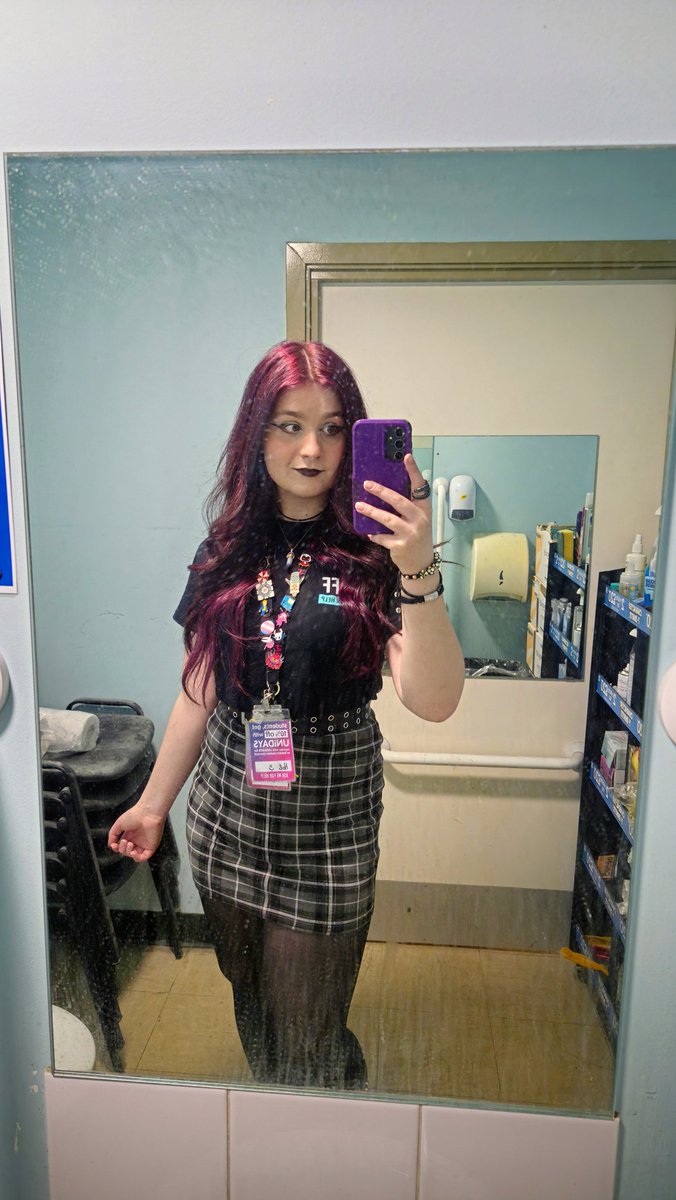 Frosty_The_Devilgirl 🏳️⚧️ tweet media