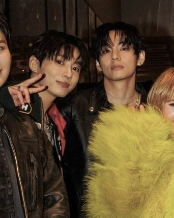 taekook ⭑ tweet media