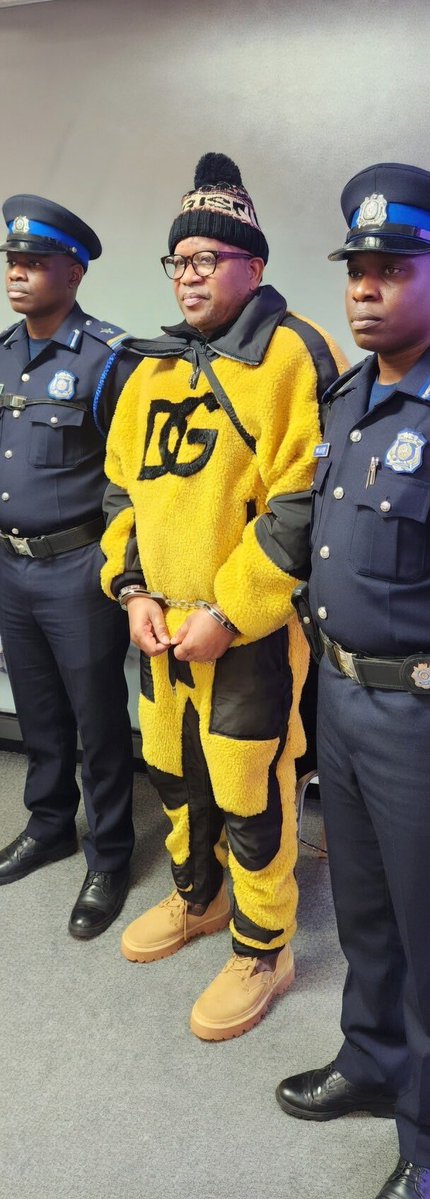 Vusi de Villiers tweet media