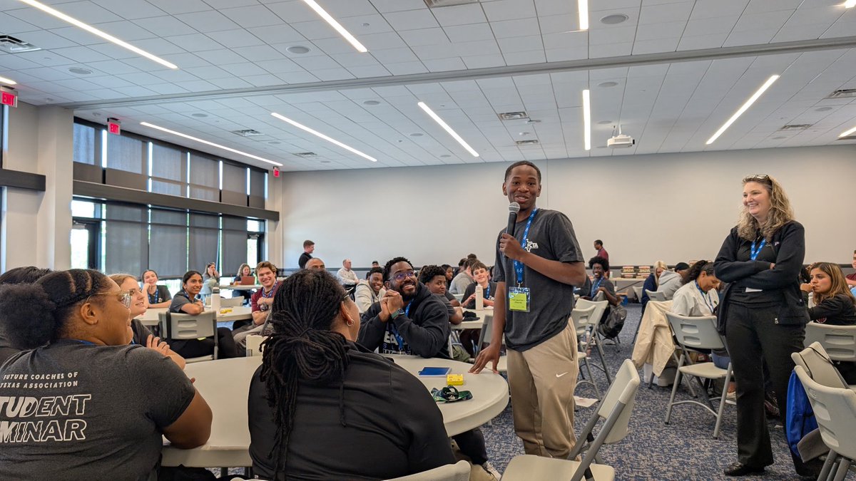 Coach_RKessler's tweet photo. Thank you Coach Gomez for taking our kids to FCTA Student Seminar today! Way to go Jajuan and Moni! @THS_Tigers @FBISDAthletics @DScott713 https://t.co/0xhYmFhhRR