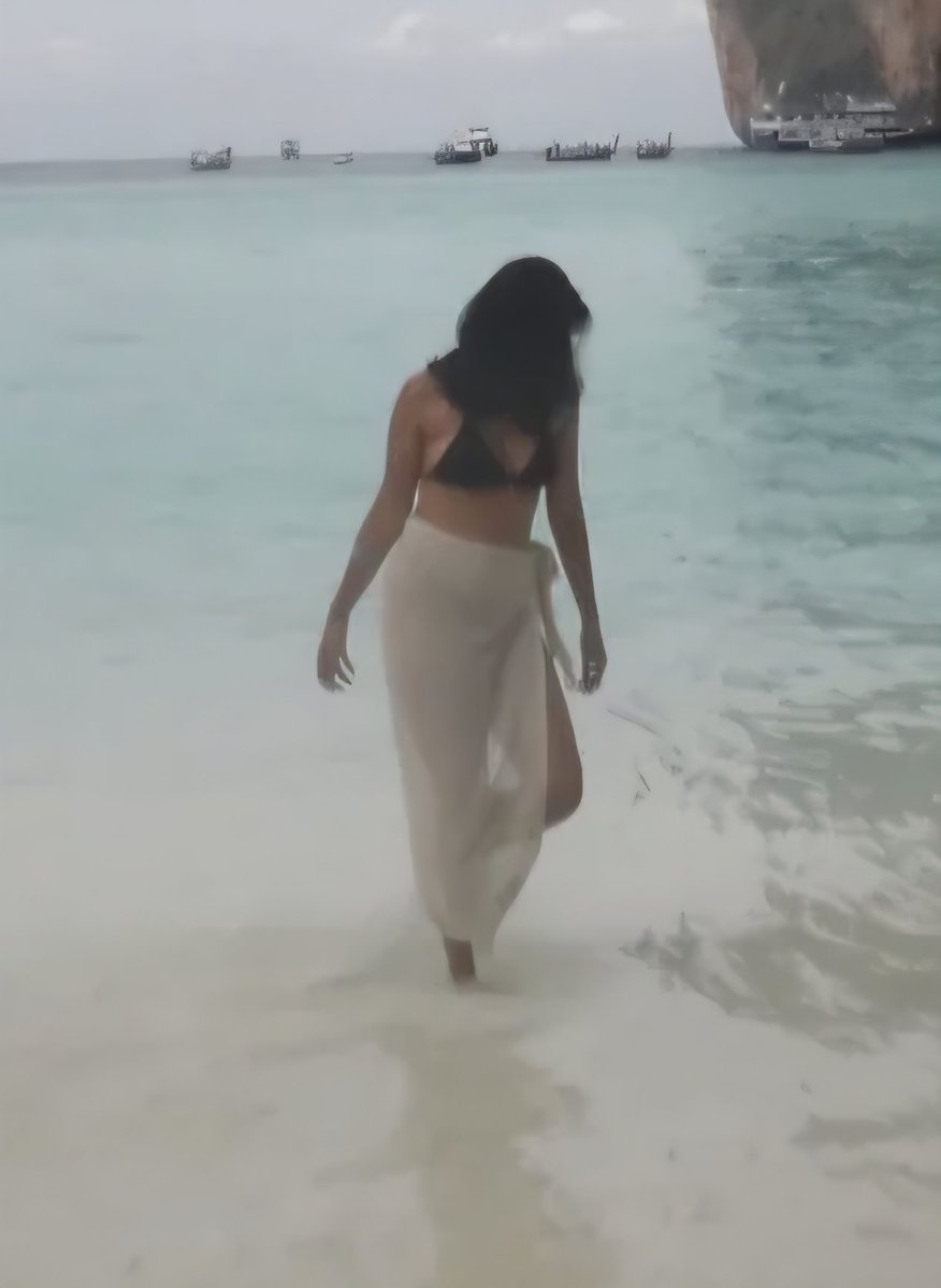 Covershe_official tweet media